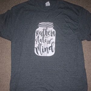 Women’s graphics tee~ size Medium